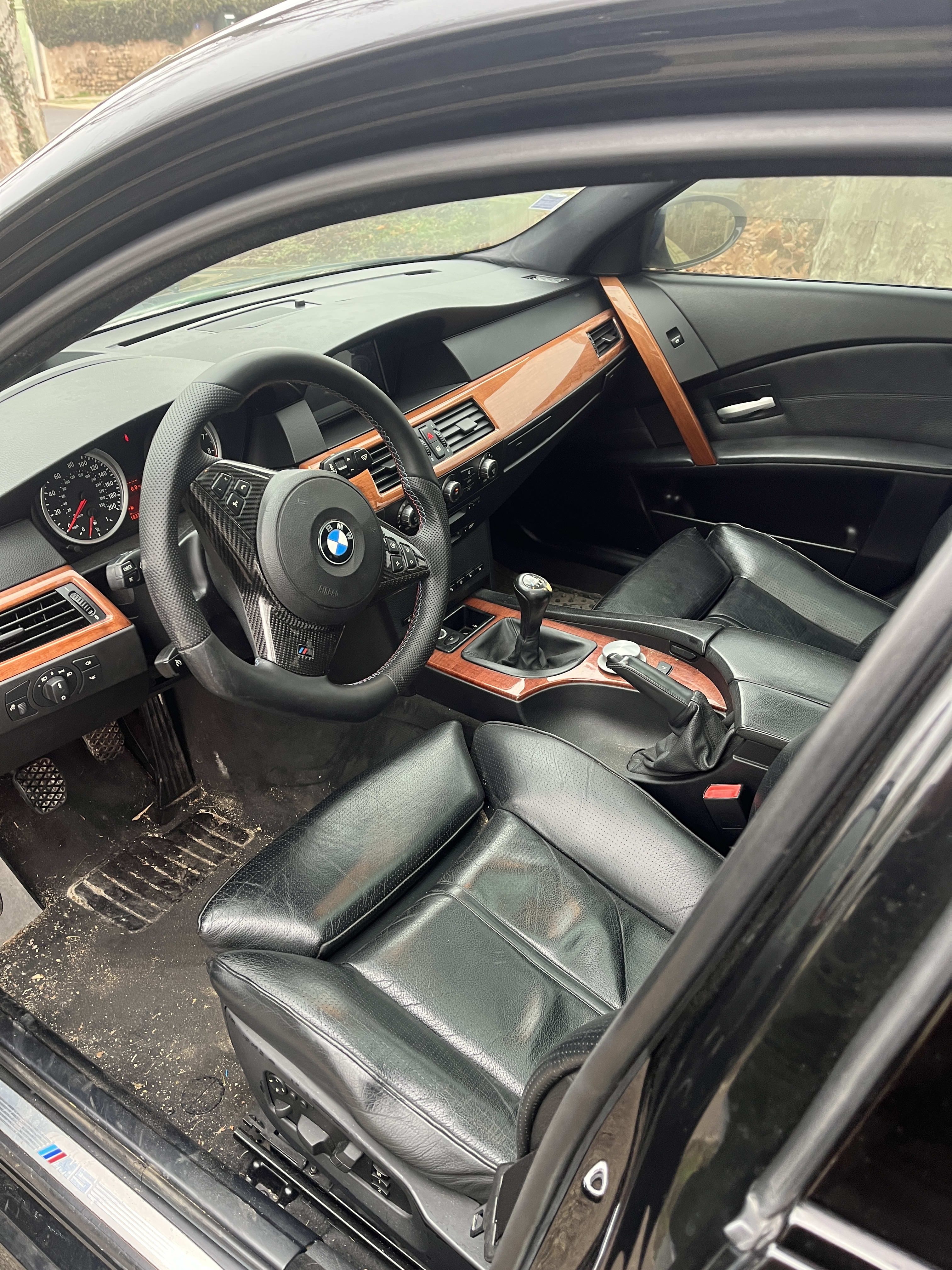 BMW M5 E60 2007 occasion intérieur (1)