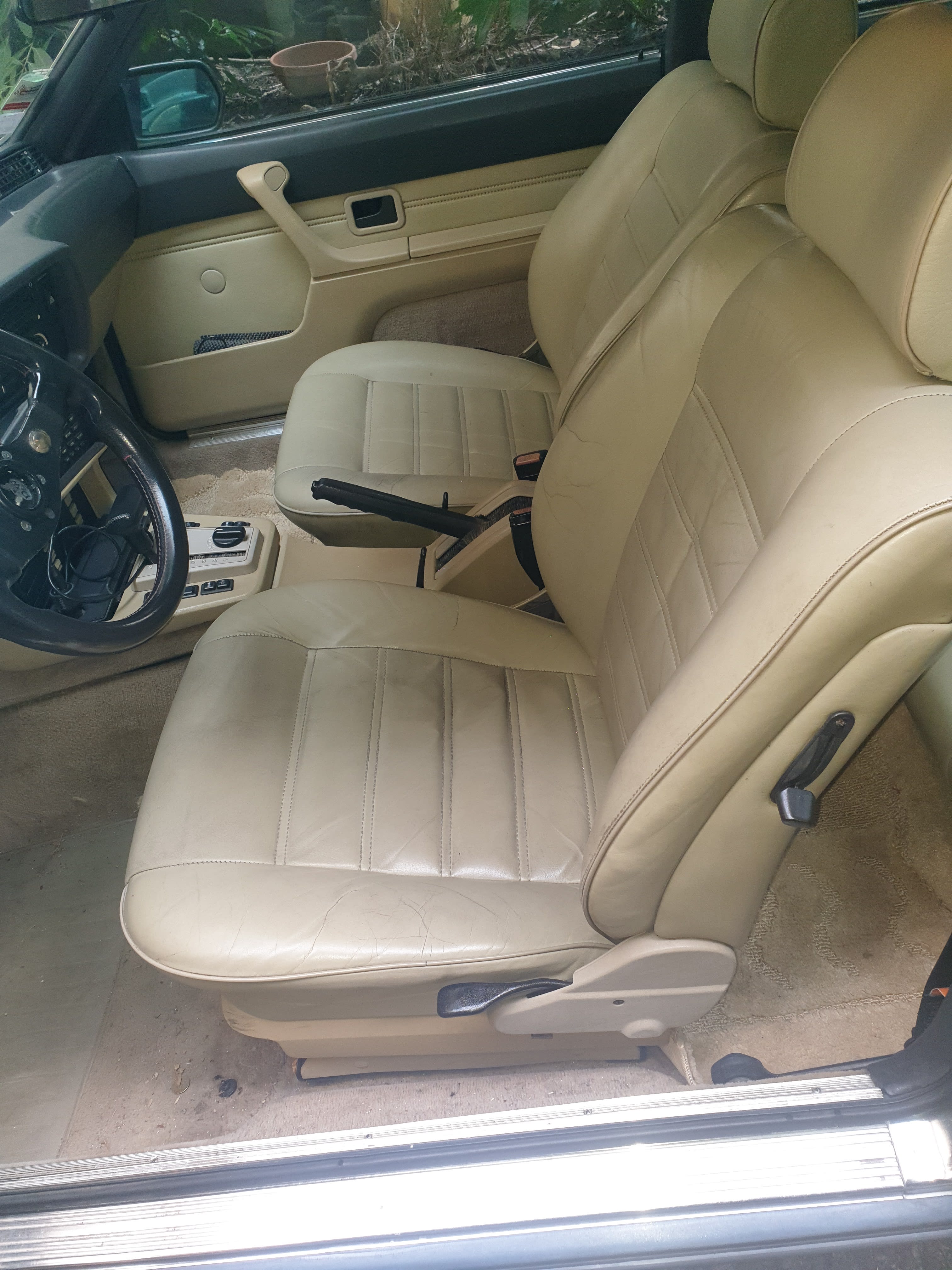 BMW Série 6 E24 1986 occasion intérieur (1)