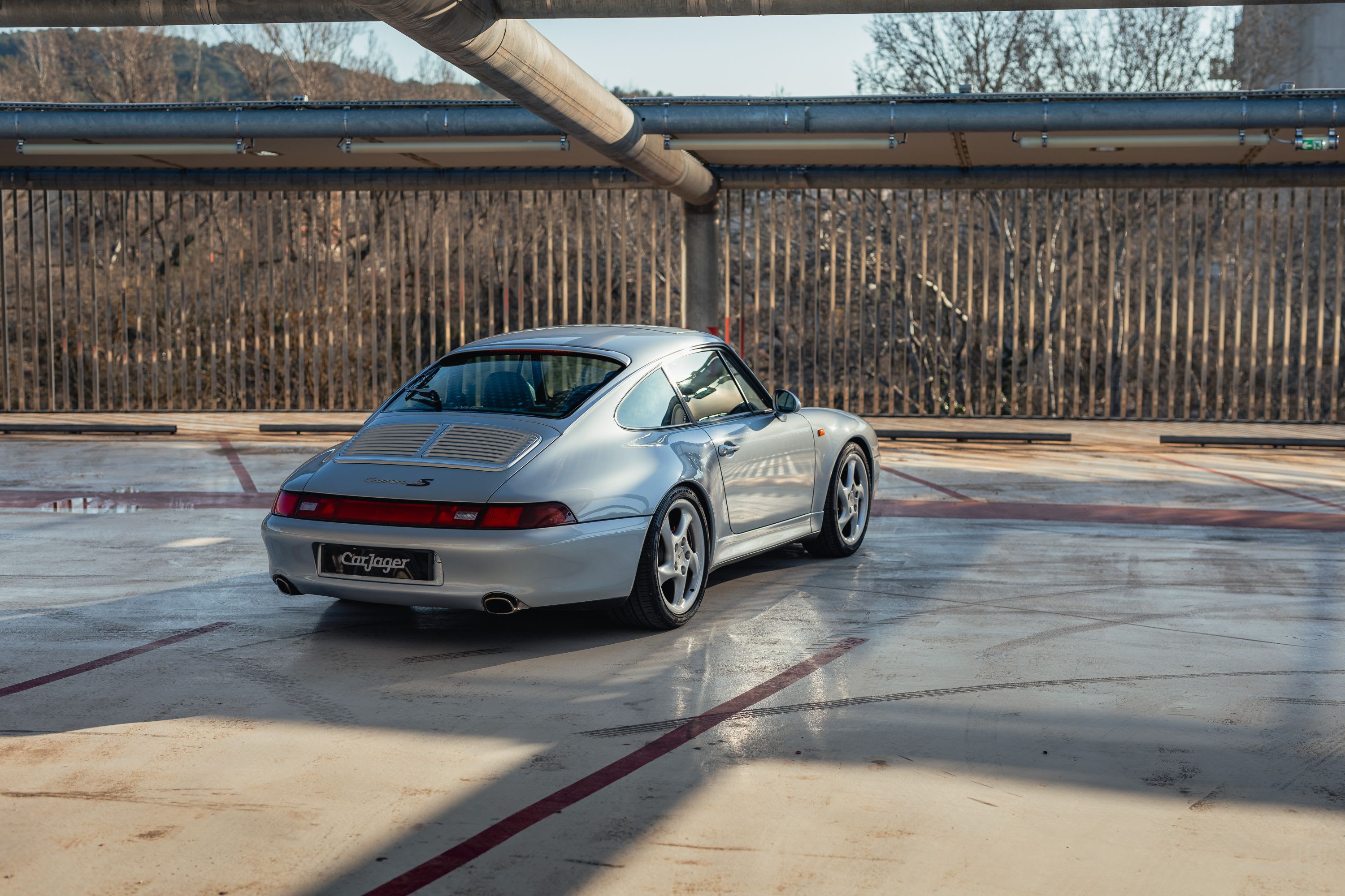 PORSCHE 911 993 Carrera 4s 1996 used exterior (2)