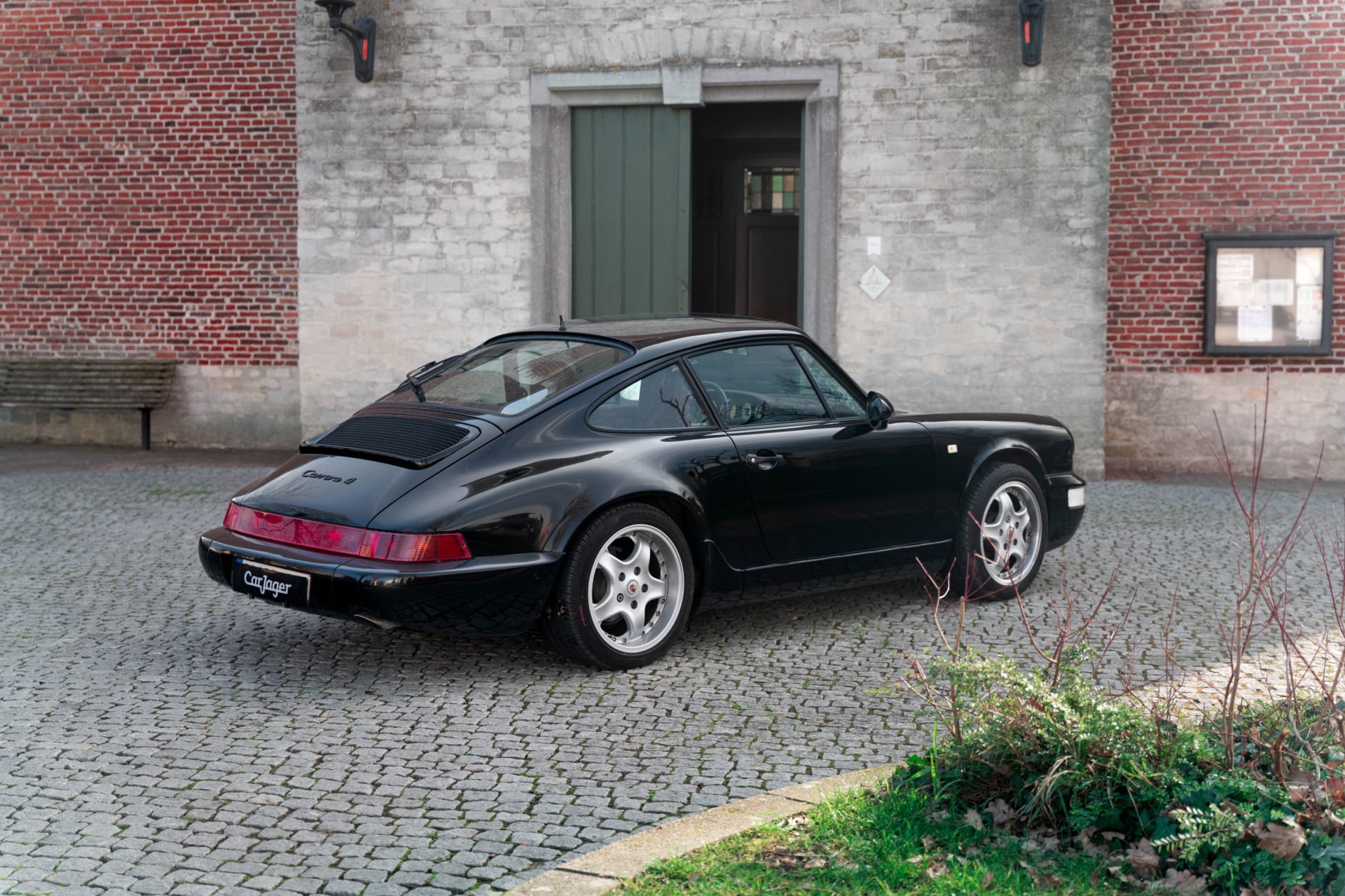 Porsche 911 964 Carrera 4
