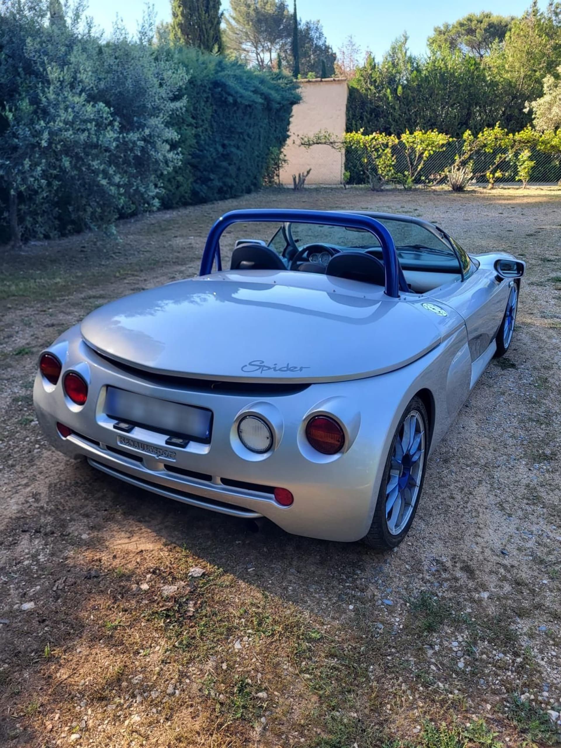 Renault Sport Spider Windscreen