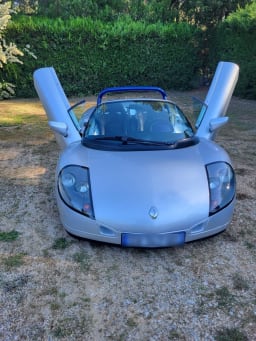 RENAULT Sport Spider Windscreen 2000 used car