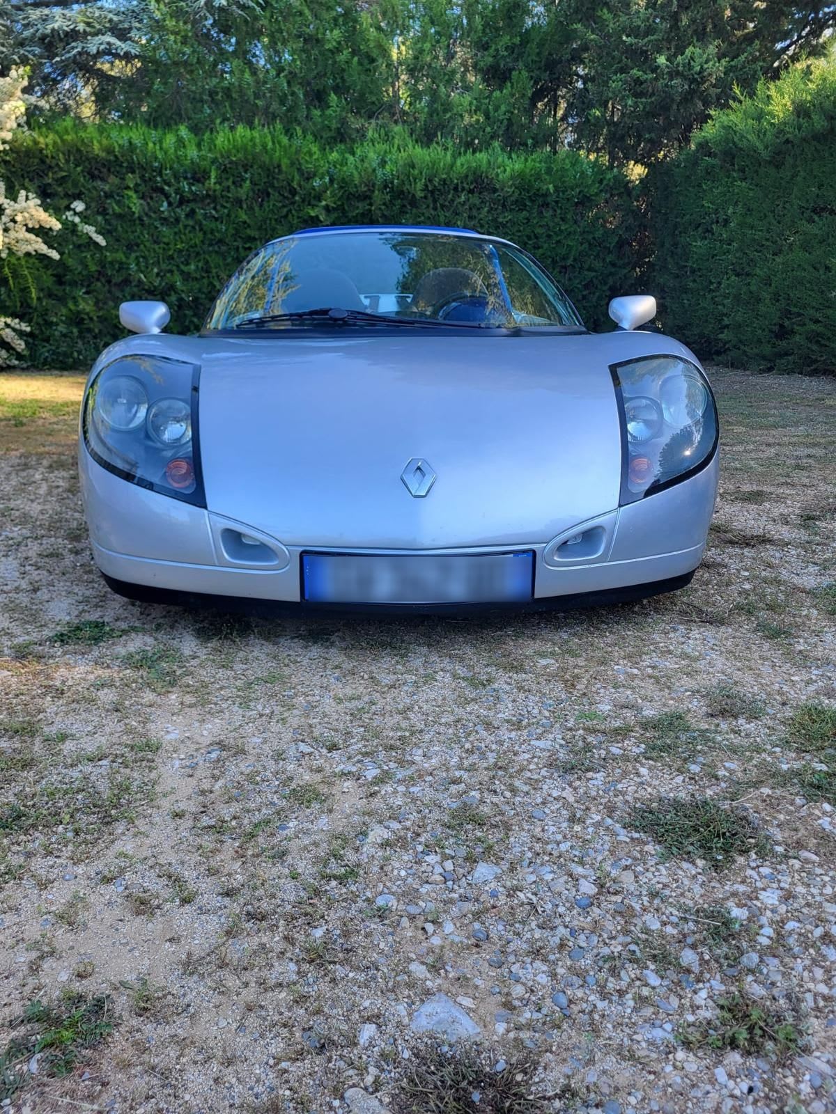 Renault Sport Spider Windscreen
