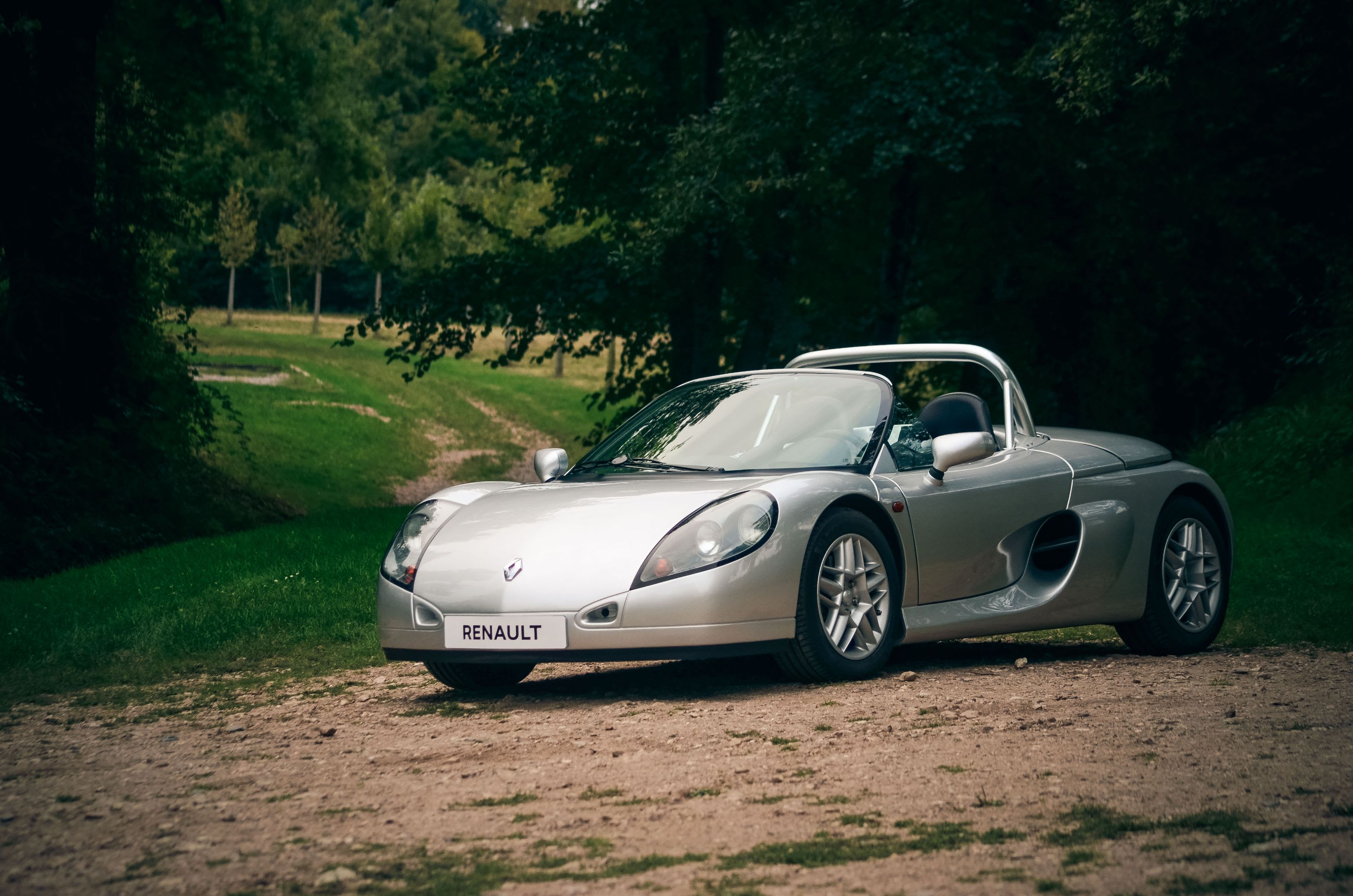 Renault Sport Spider Windscreen