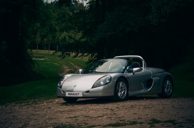 Renault Sport Spider Windscreen
