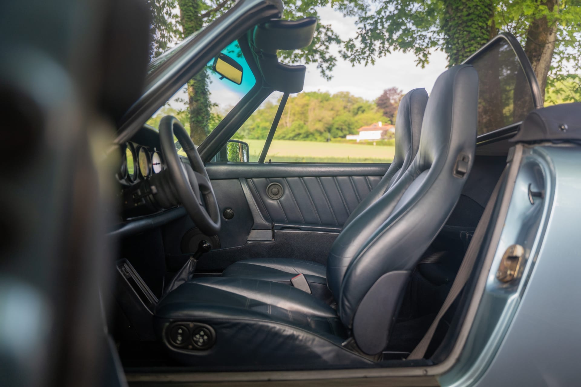 Porsche 911 3.2 Cabriolet 