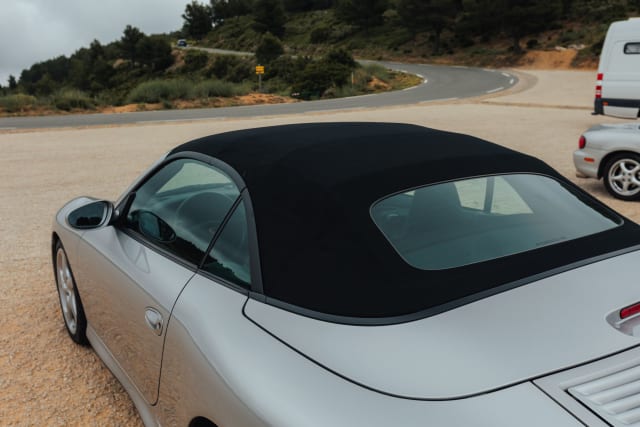 Porsche 911 996 Carrera 4s Cabriolet