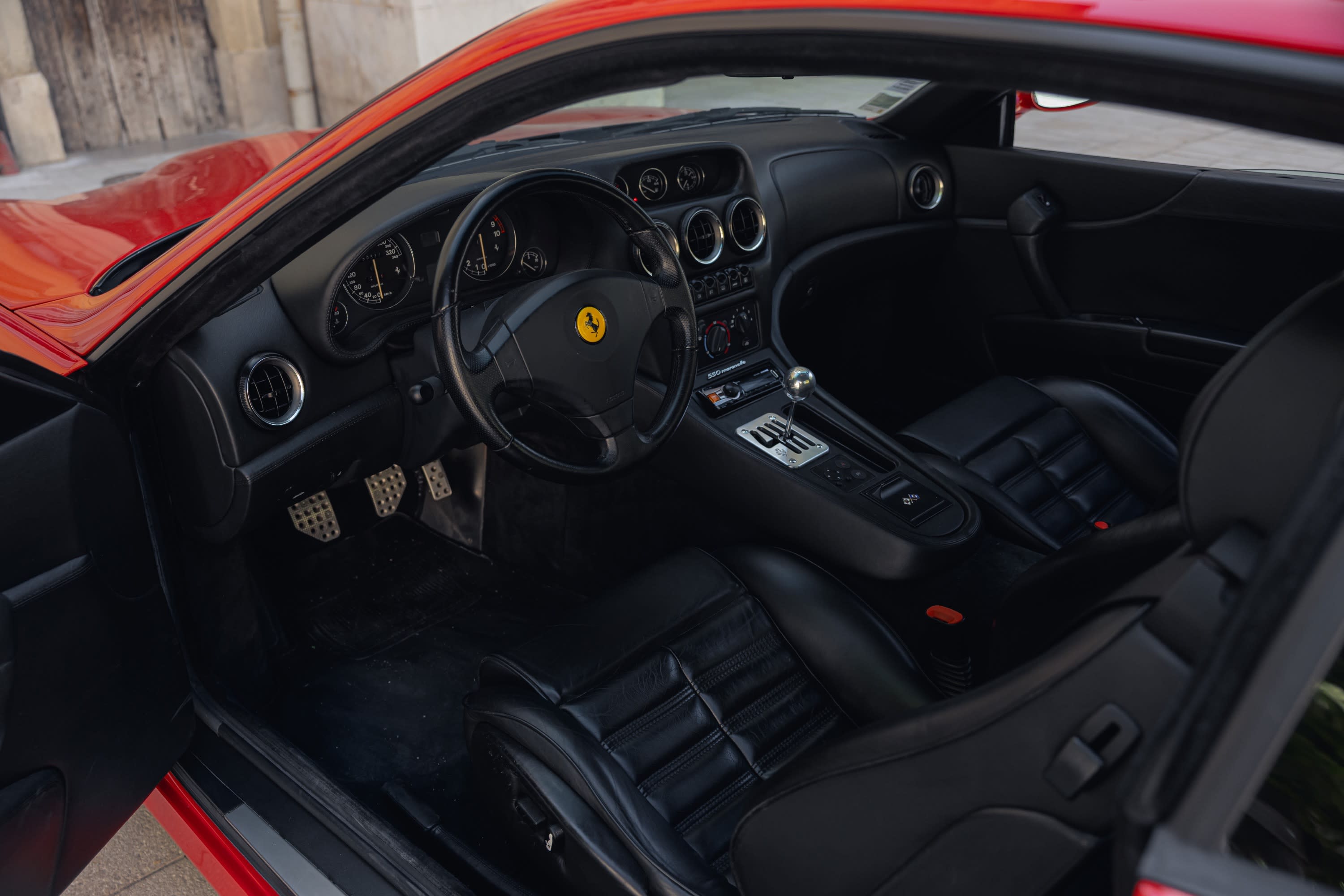 FERRARI 550 Maranello  1996 occasion intérieur (1)