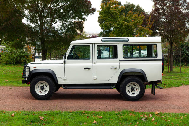 LAND ROVER Defender 110 Td5 2002 occasion