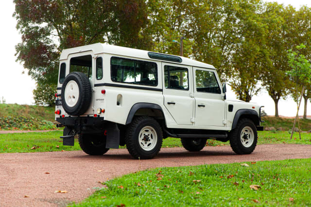 LAND ROVER Defender 110 Td5 2002 occasion
