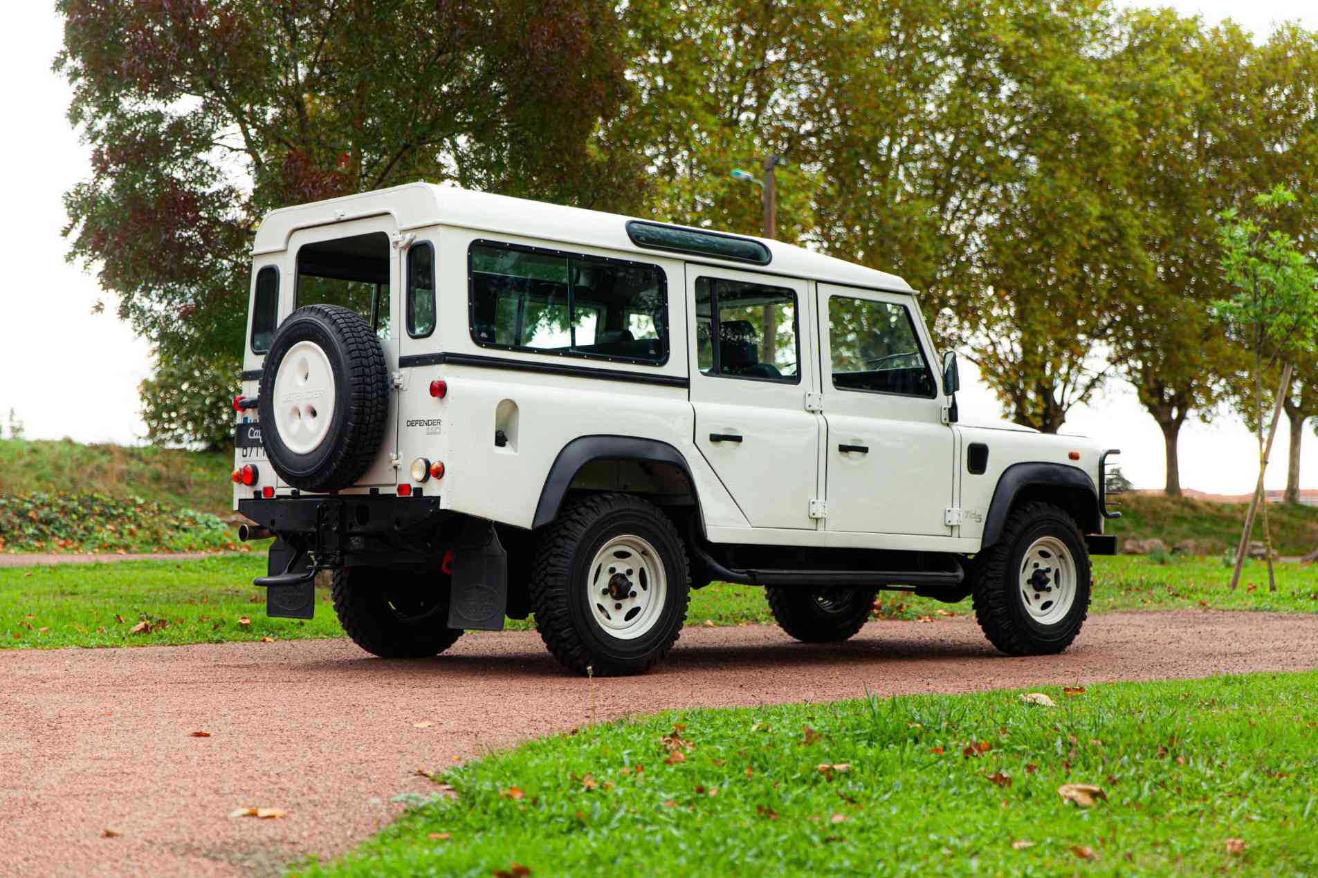 LAND ROVER Defender 110 TD5 2002