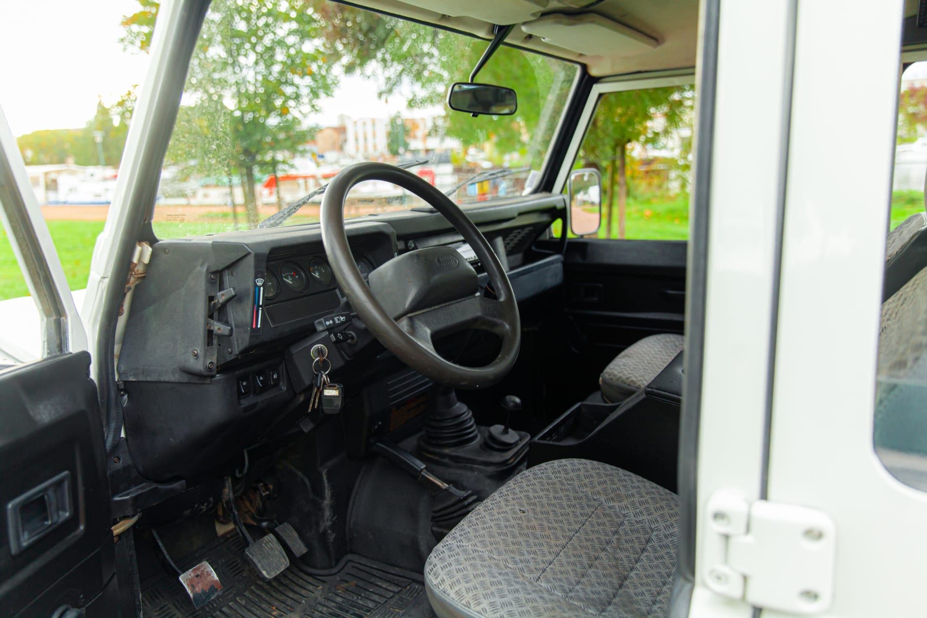 LAND ROVER Defender 110 TD5 2002