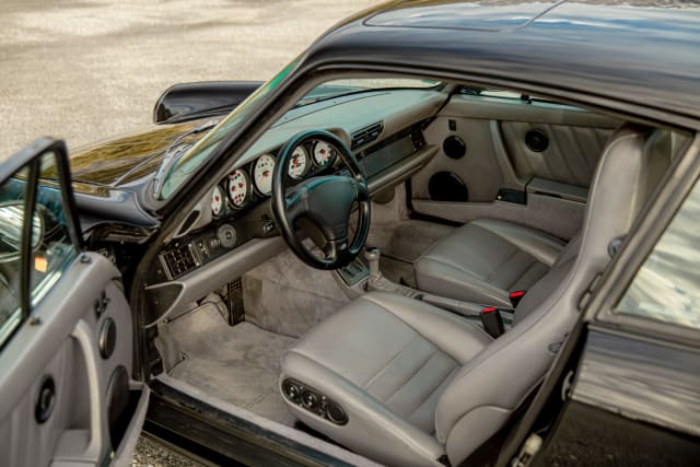 Porsche 964 Carrera 4