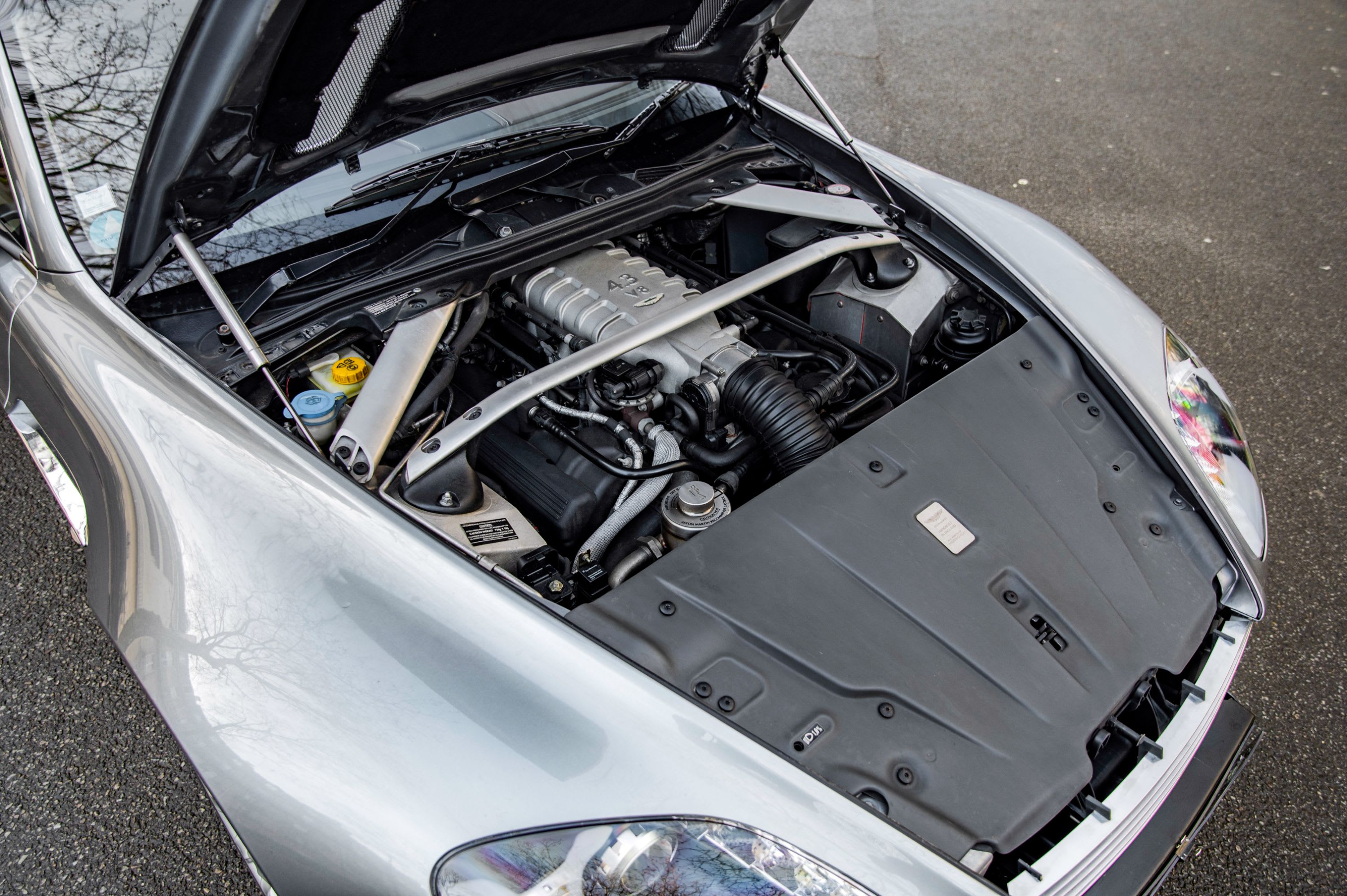 ASTON MARTIN Vantage   2006 used mechanical (1)