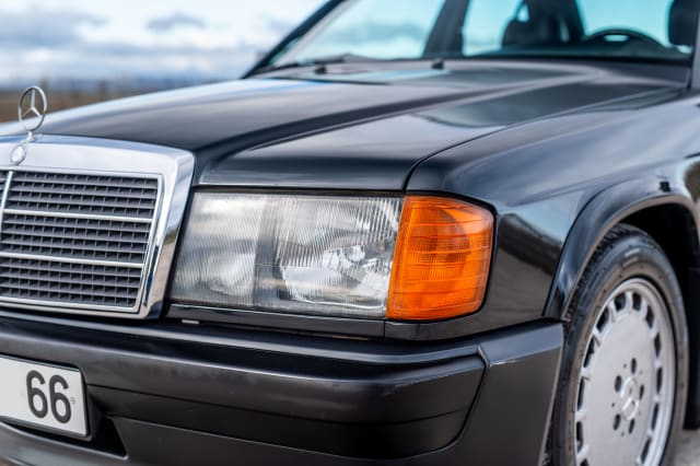 MERCEDES BENZ 190 E   1985 used