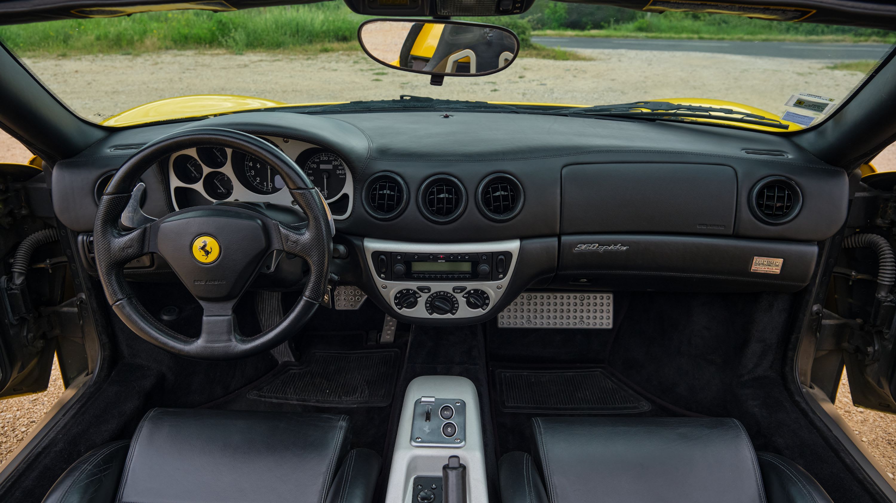 FERRARI 360 F1 2001 used interior (1)