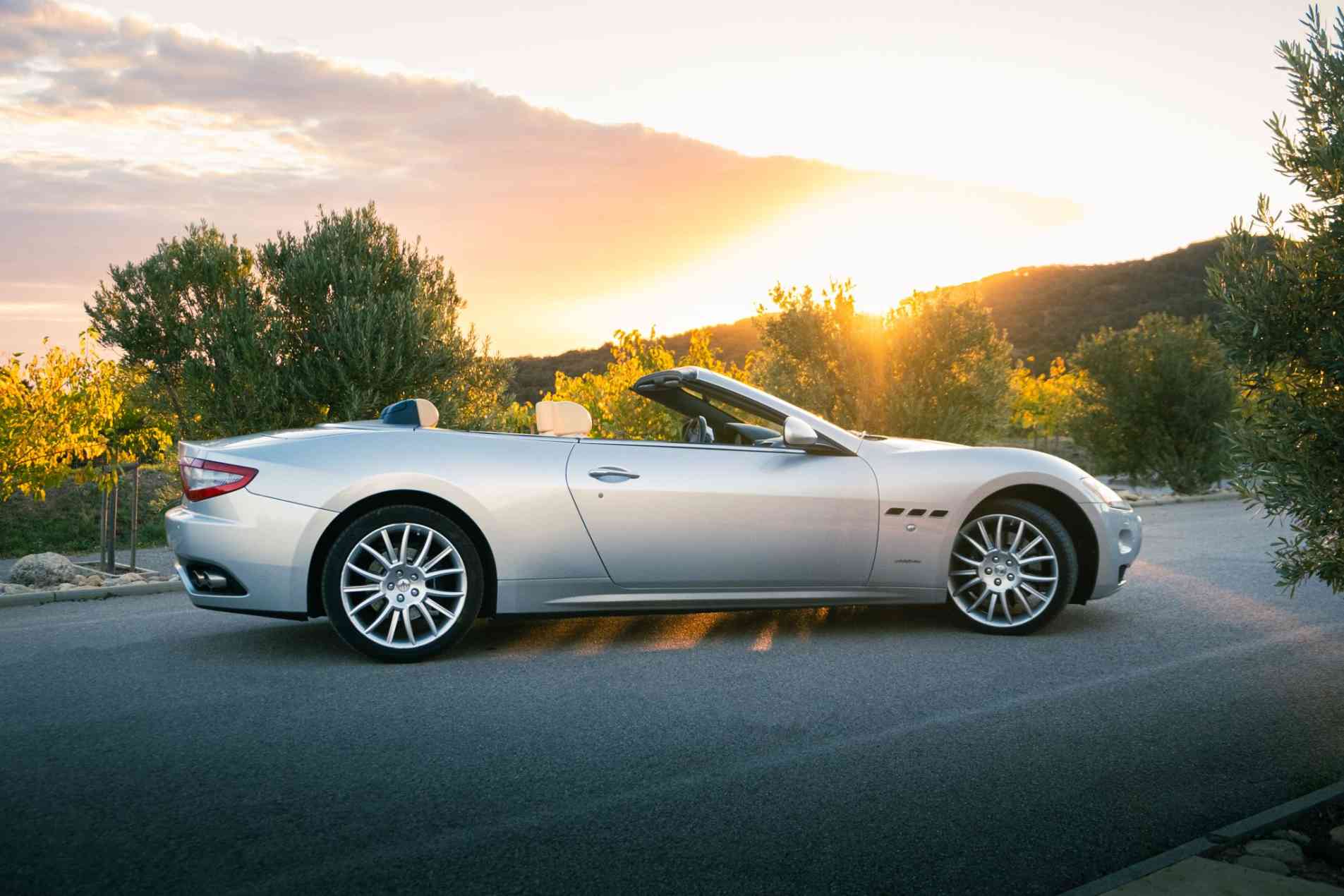 MASERATI Grancabrio 4.7 m145 2010