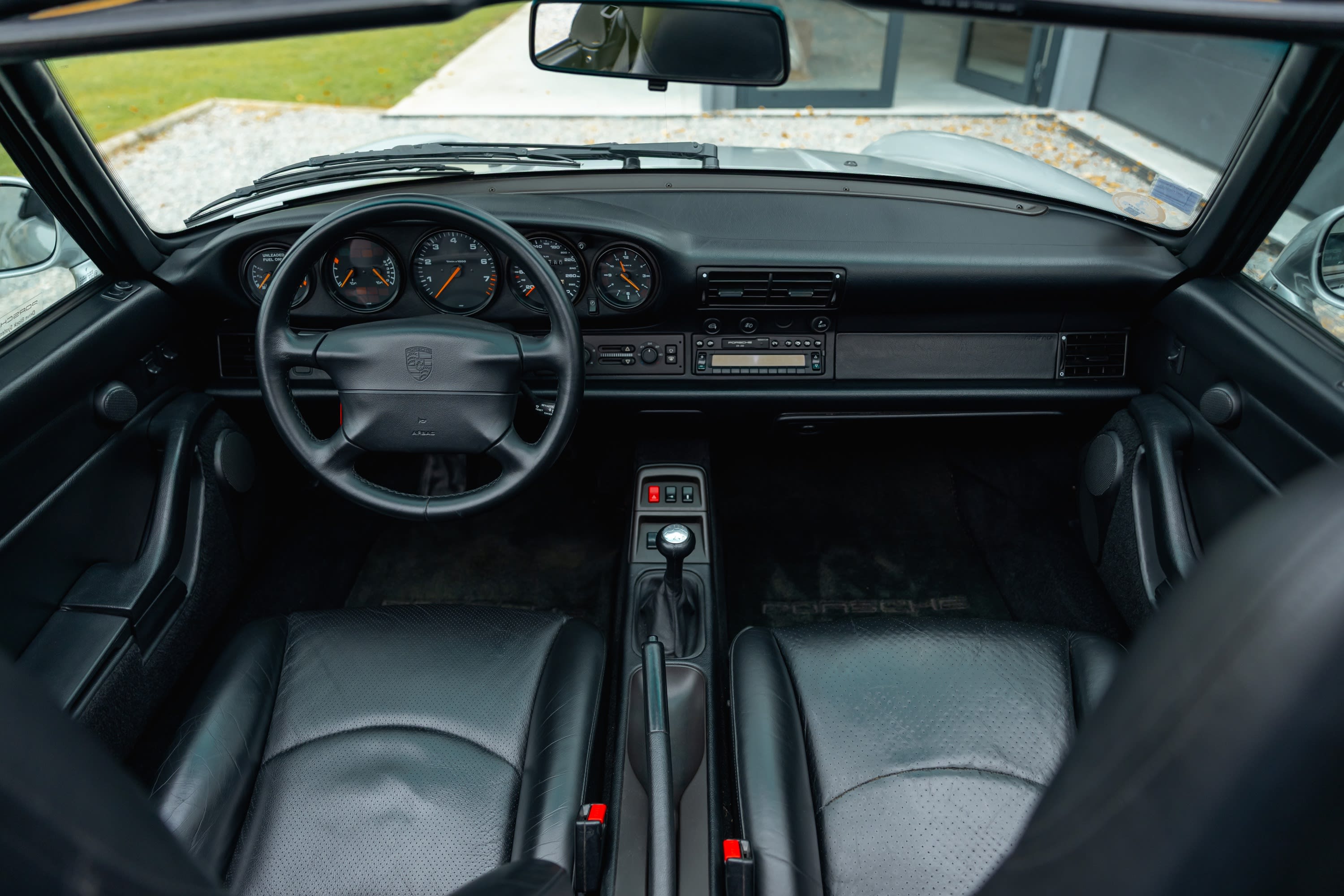 PORSCHE 911 993 Carrera 1997 occasion intérieur (1)