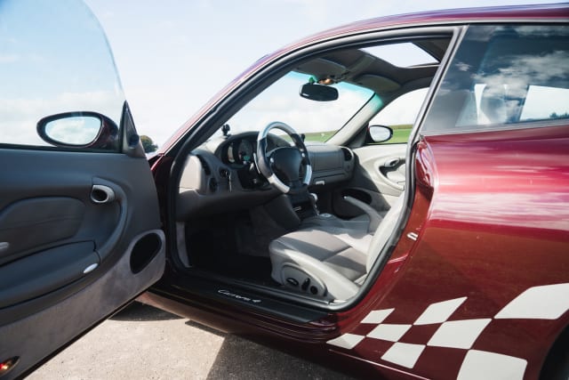 PORSCHE 911 996.2 Carrera 4 2003 occasion