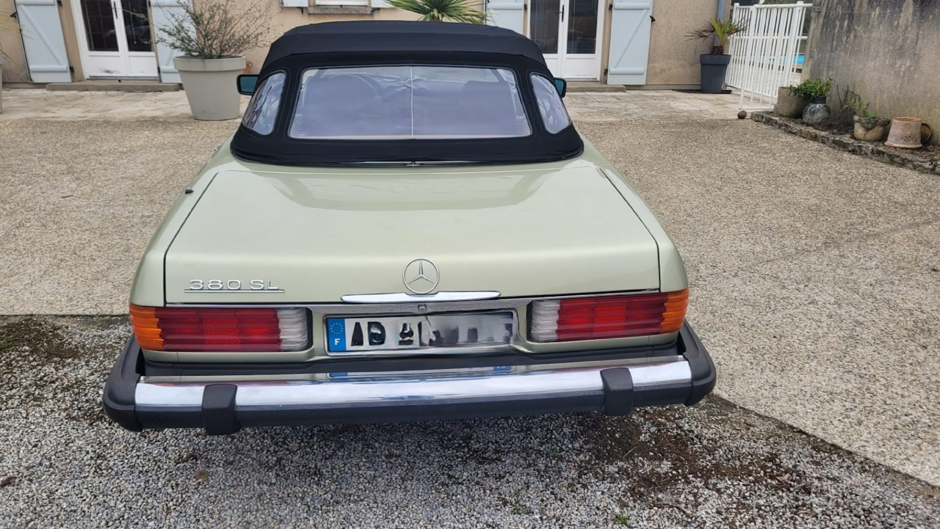 MERCEDES-BENZ 380 sl r107 1984