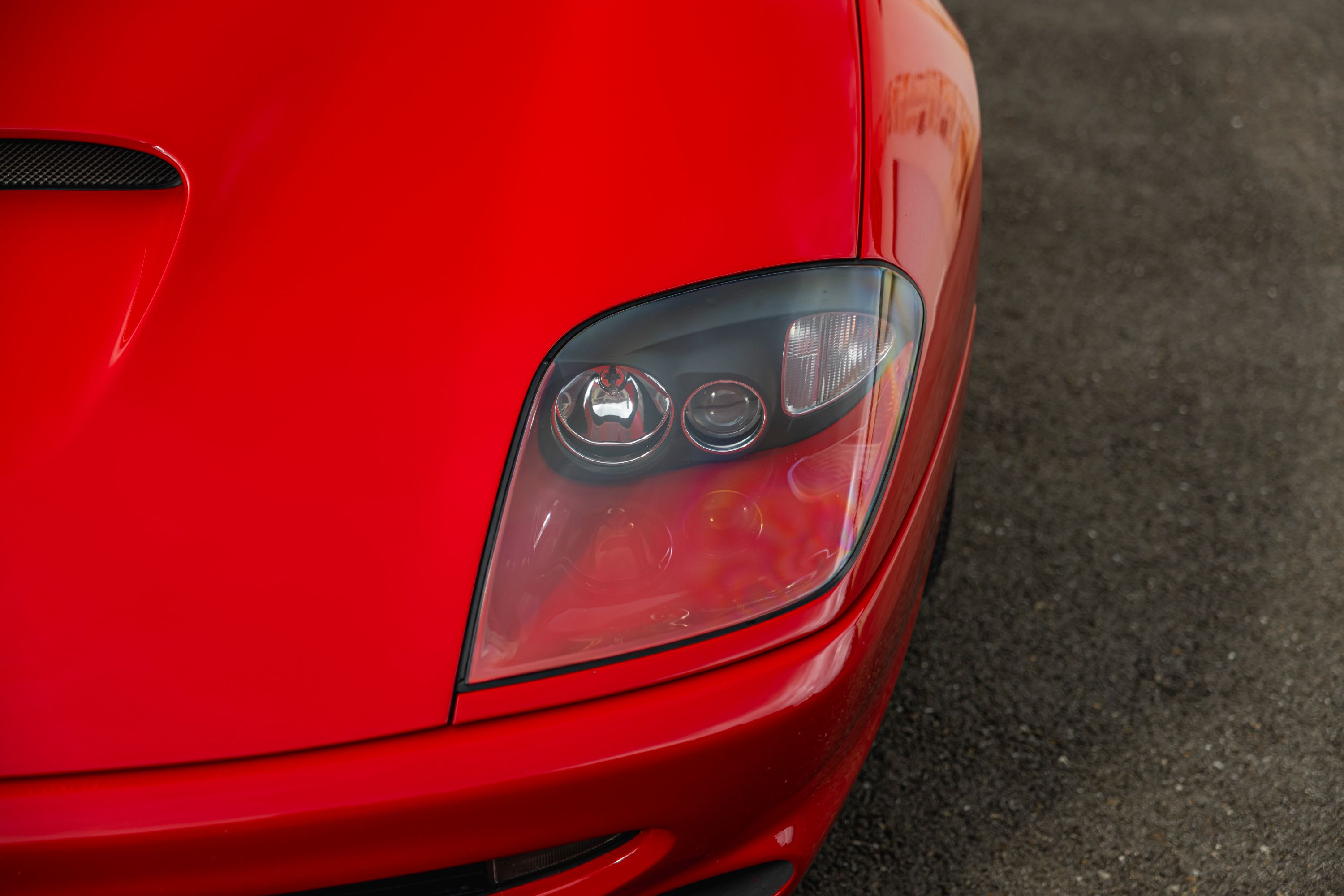 FERRARI 550  Maranello 1997 used details (1)