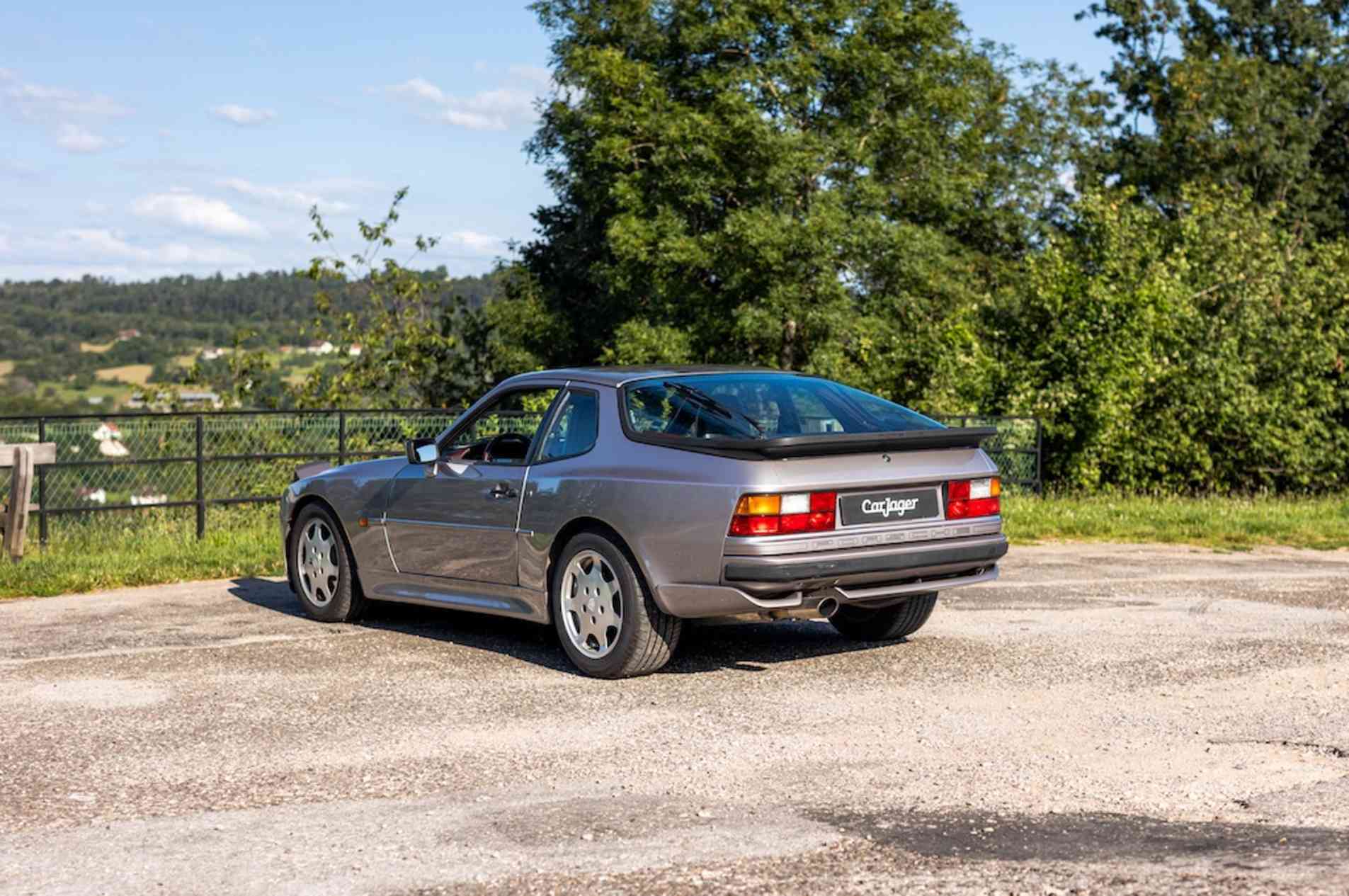 PORSCHE 944 Turbo S 1988