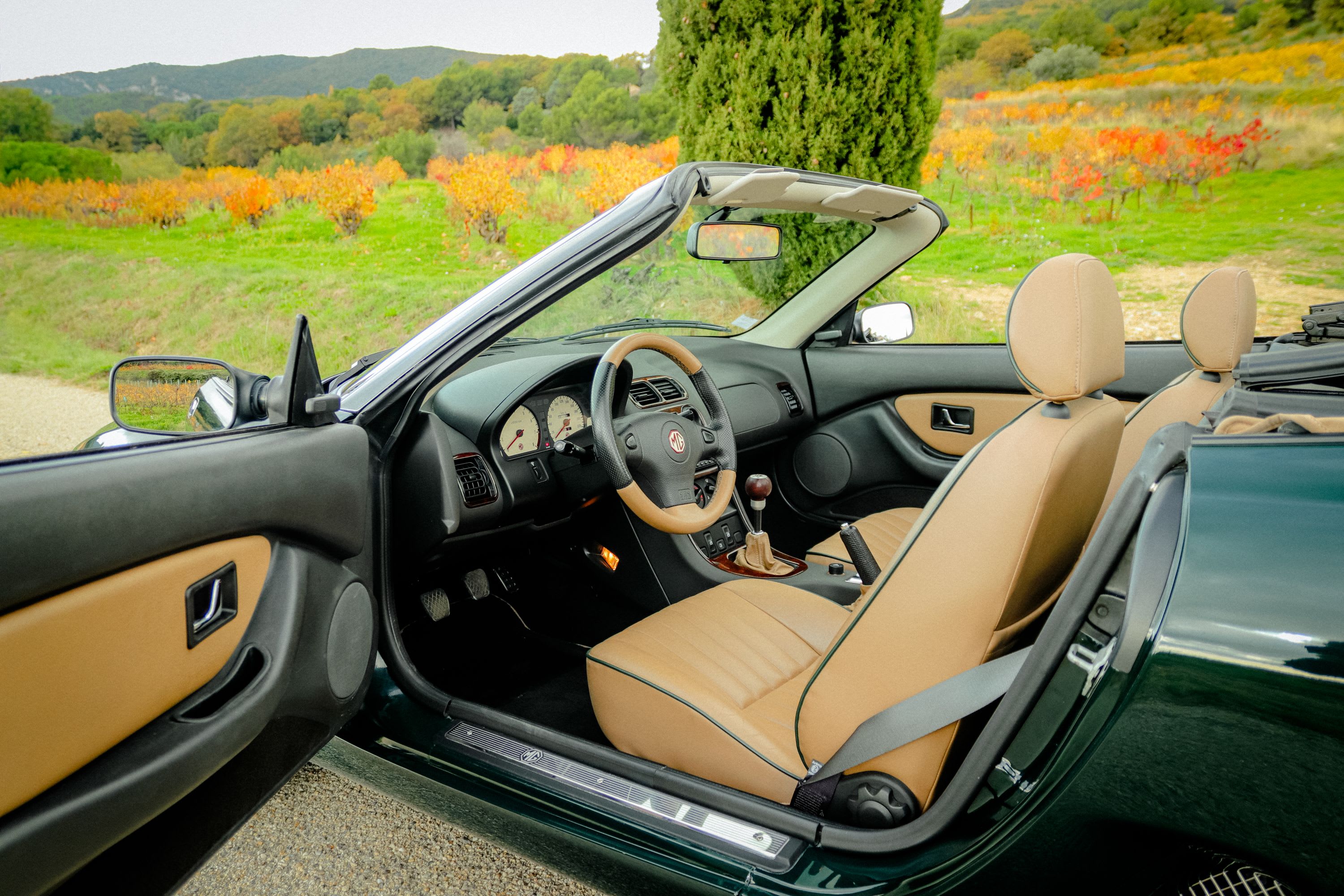 MG F 1.8 1998 occasion intérieur (1)