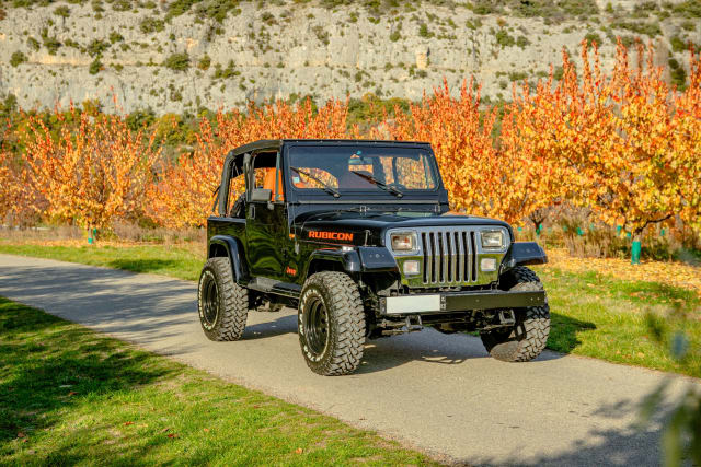 Jeep Wrangler W