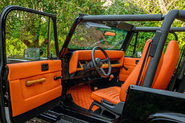 Jeep Wrangler W