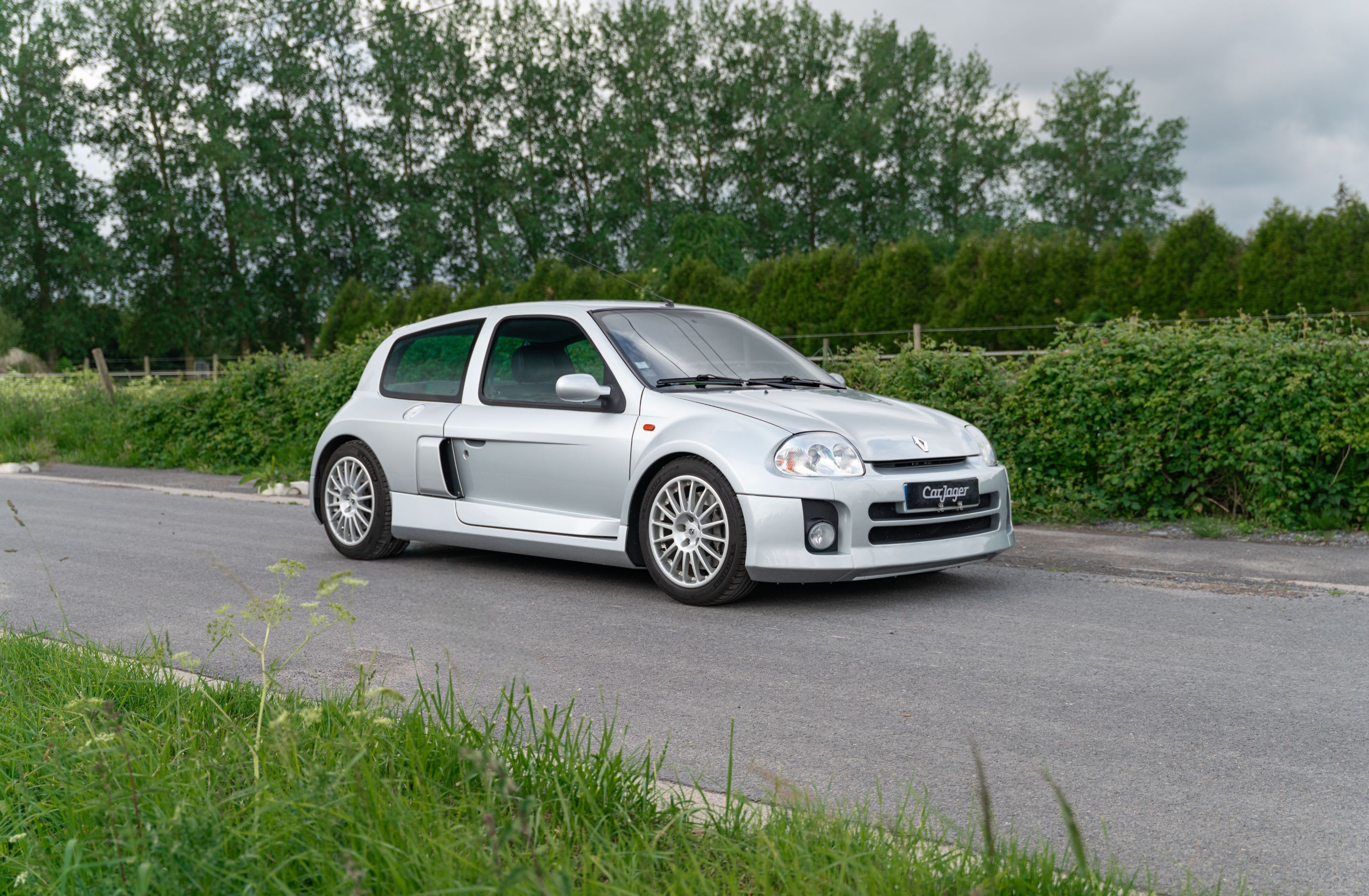 Renault Clio V6