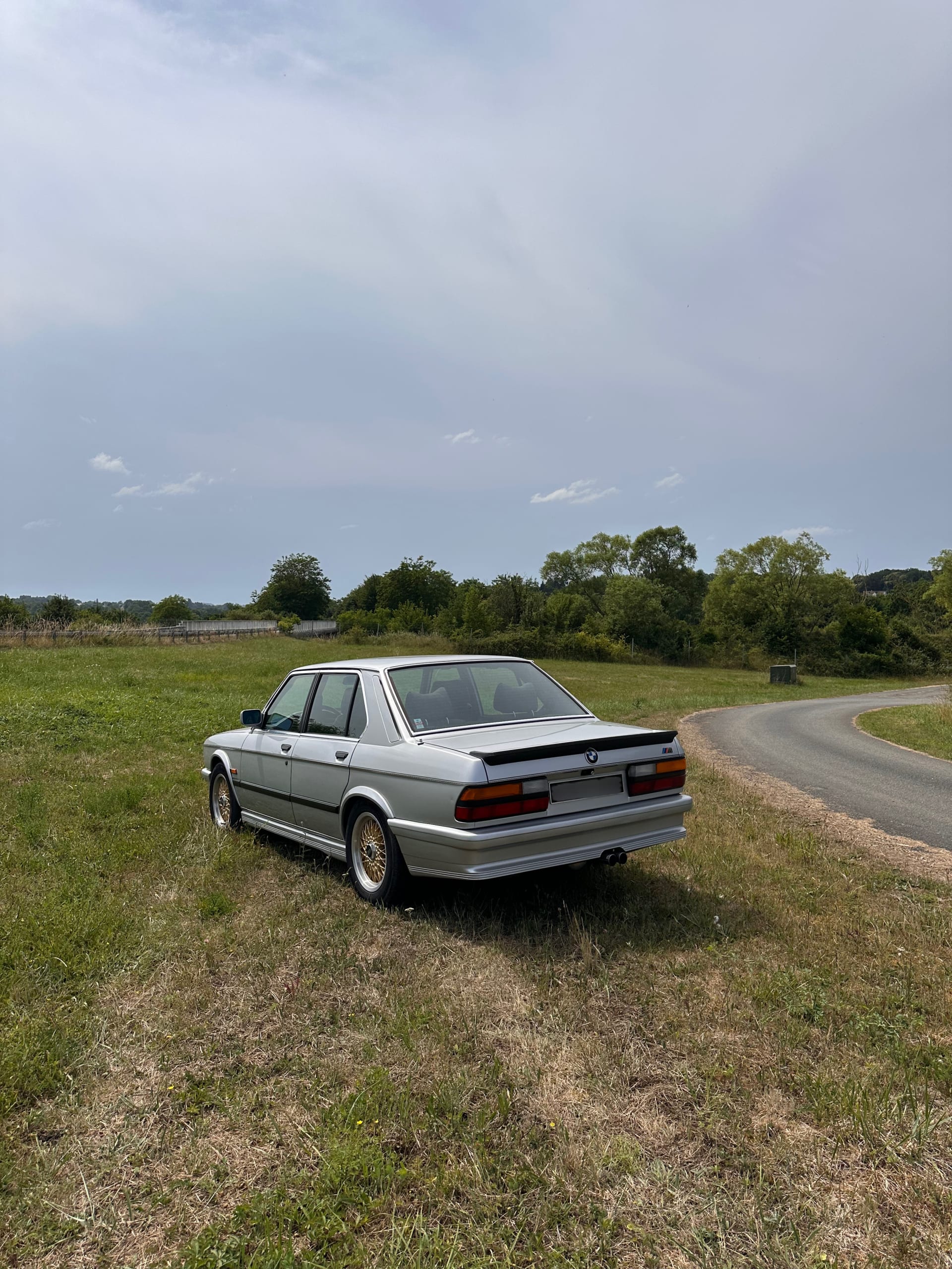 Bmw Série 5 M 535i E28