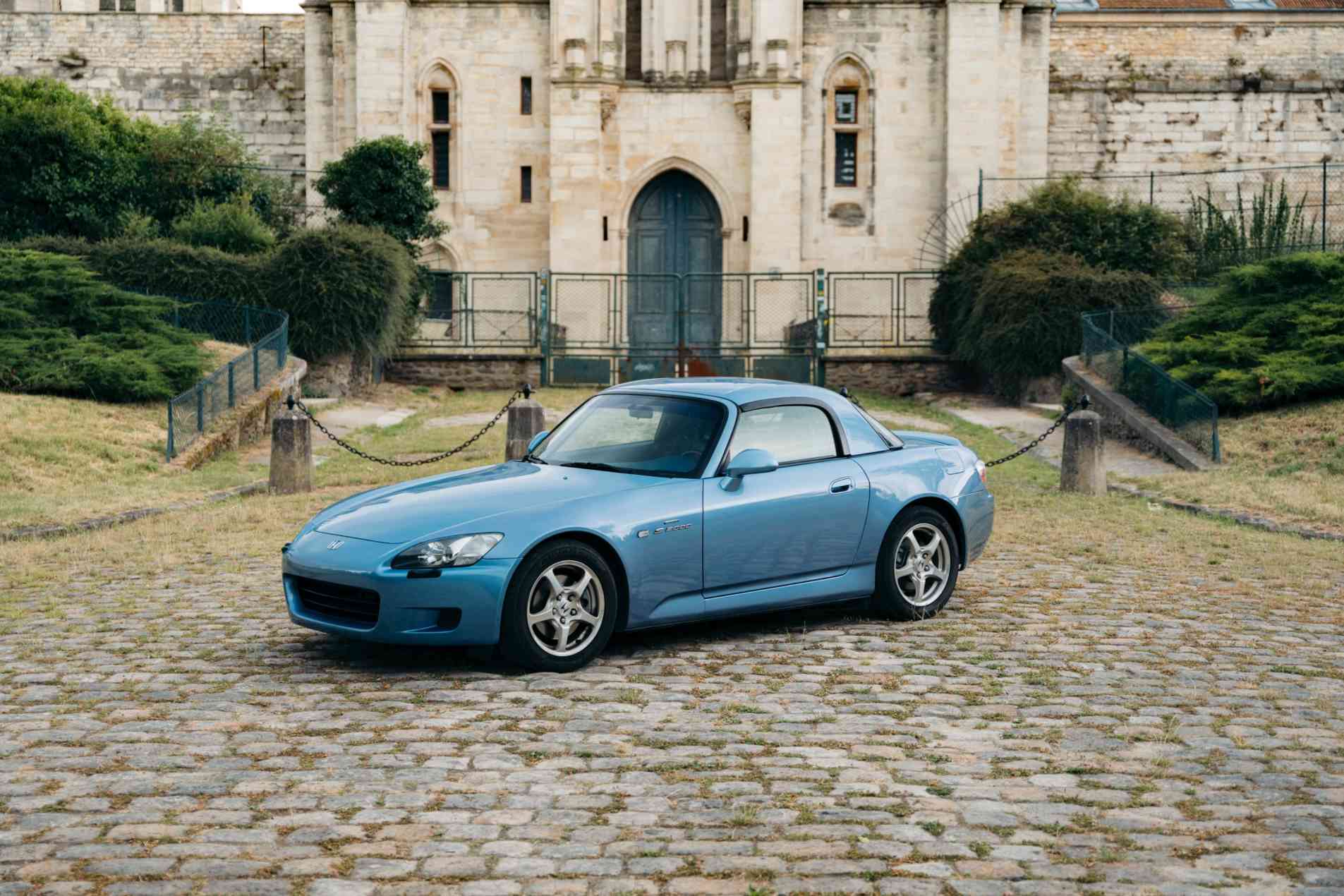 HONDA S 2000 2003