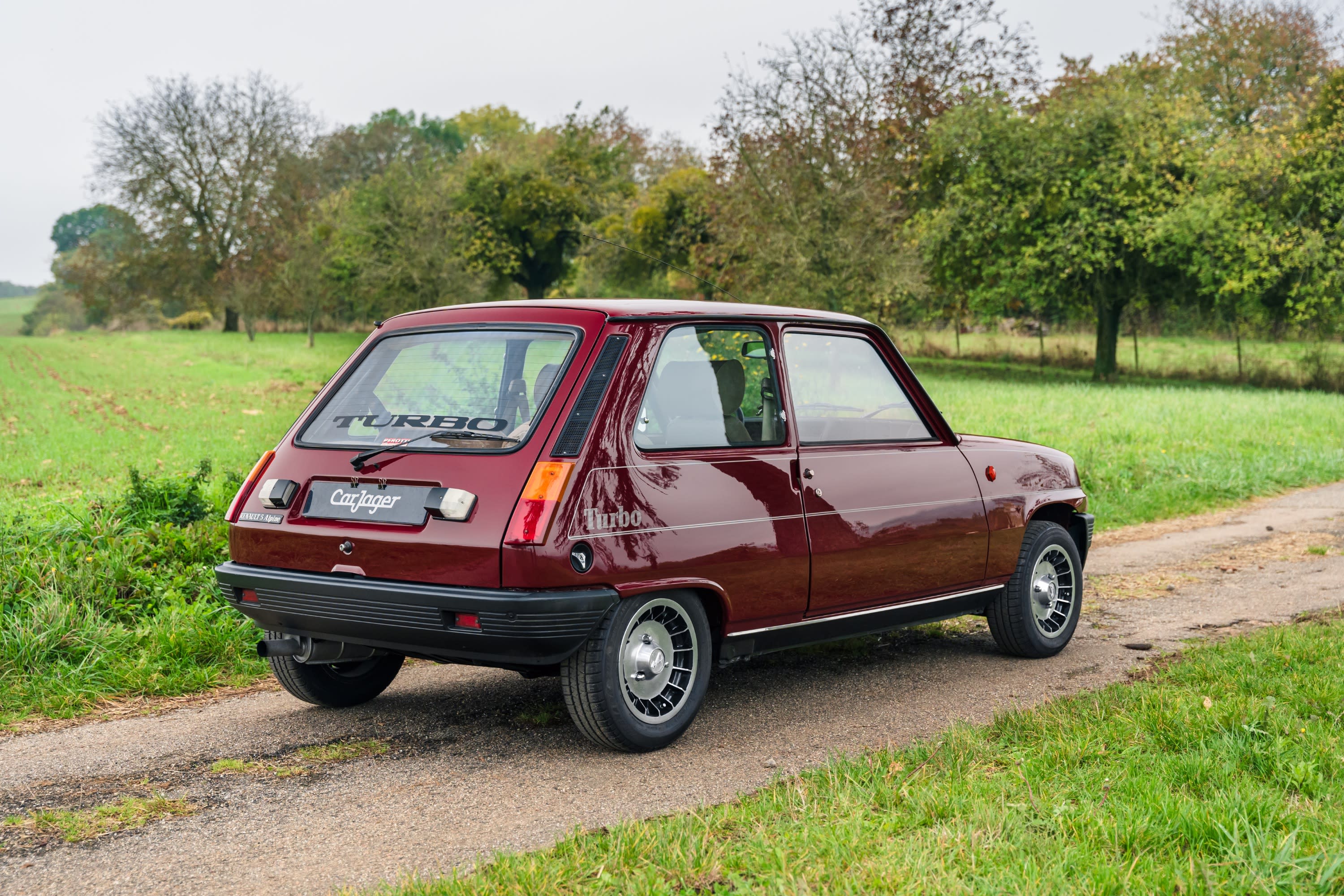 RENAULT R5 Alpine Turbo 1984 occasion extérieur (2)