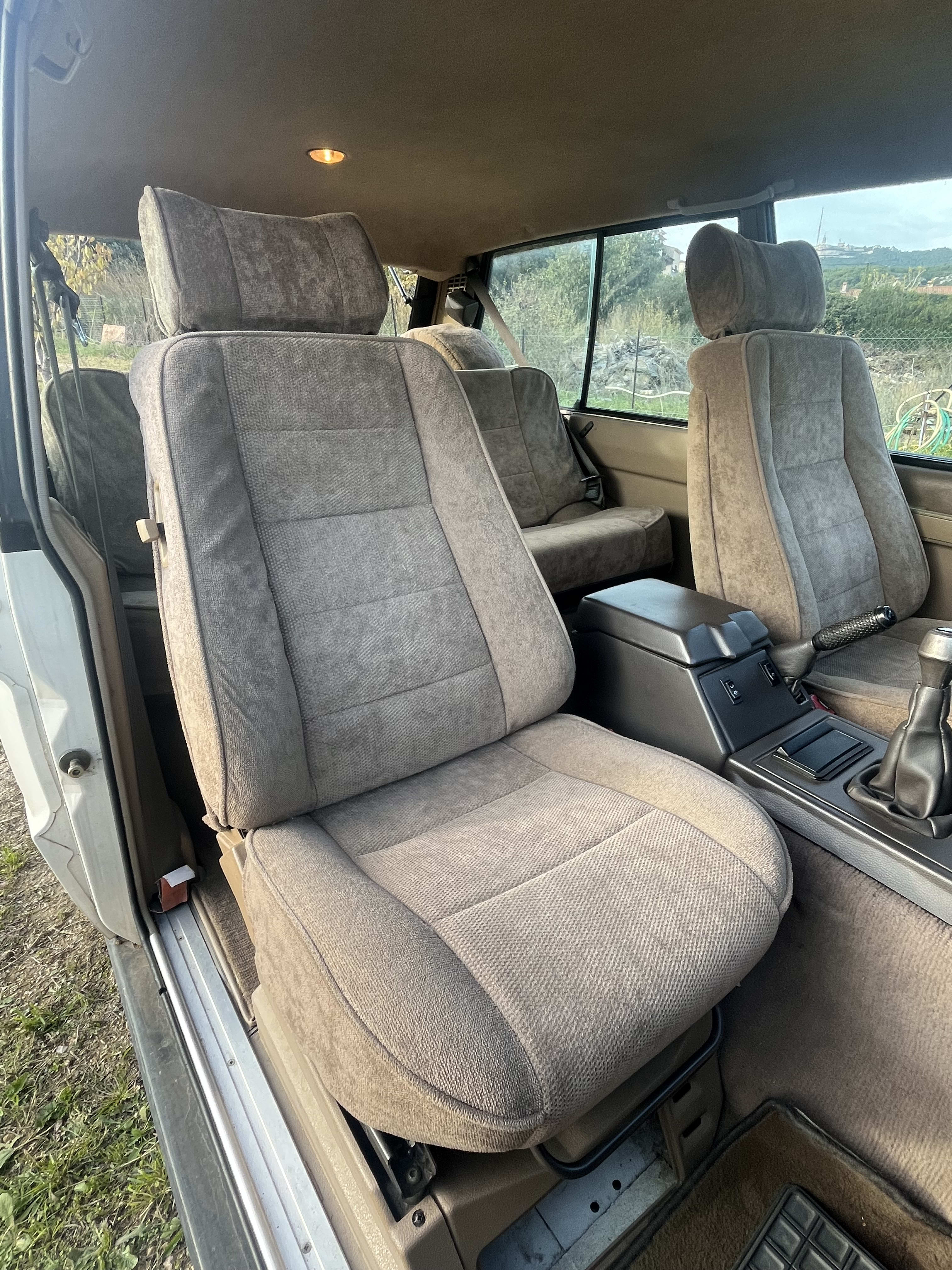 LAND ROVER Range Rover Classic 3-door 1992 used interior (1)