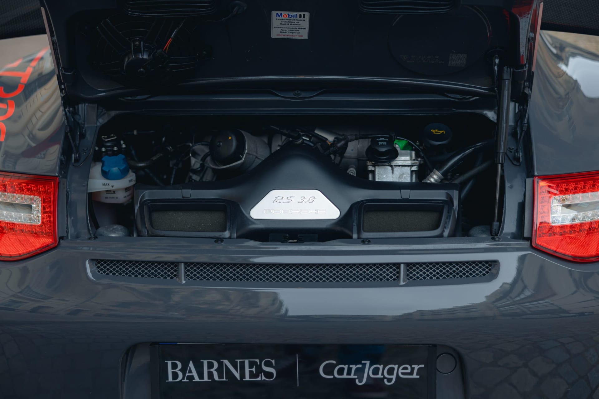 PORSCHE 911 997.2 Gt3 Rs 2011 used mechanical (1)