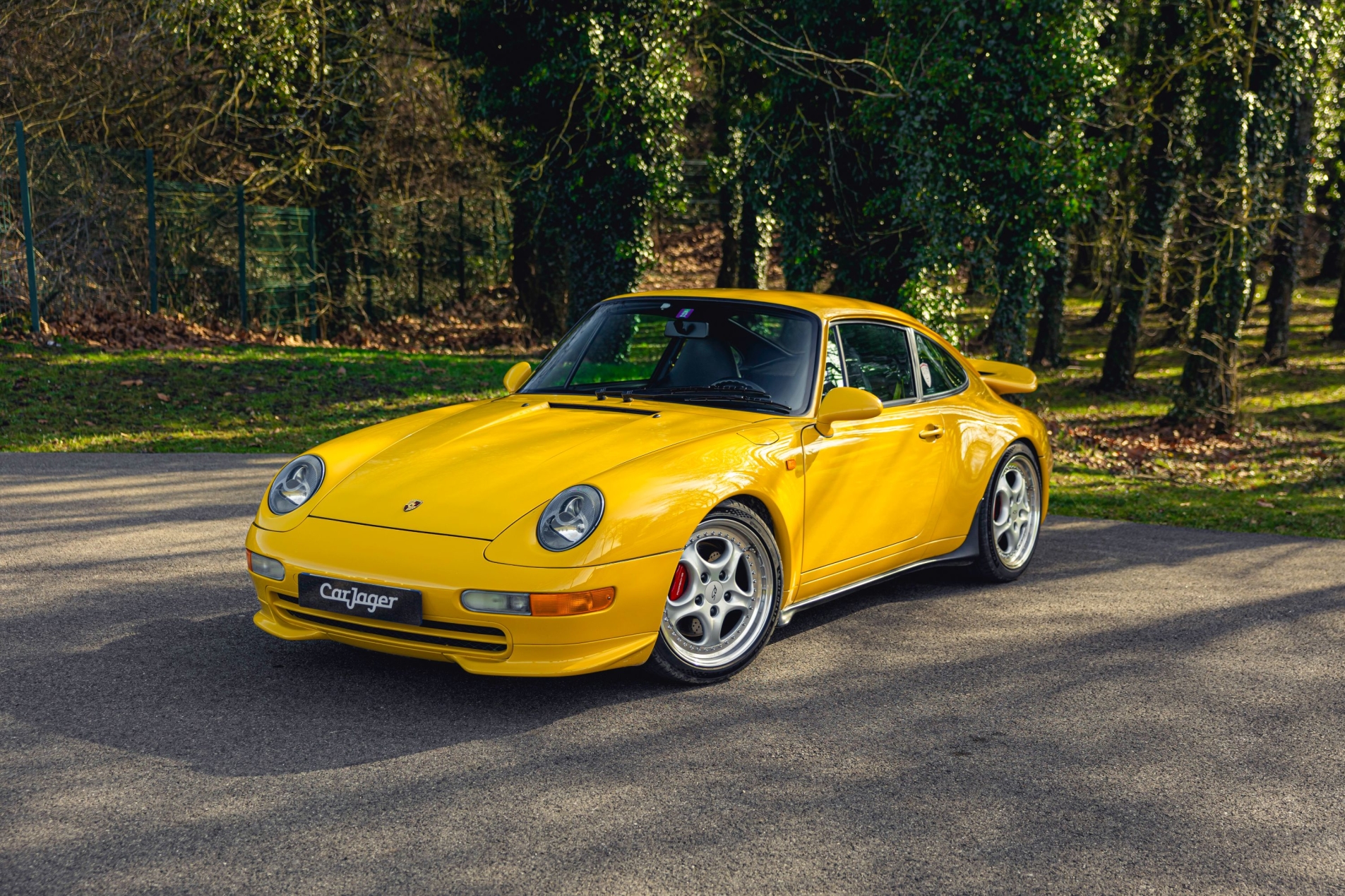 Photo PORSCHE 911 993 Carrera RS Touring 1995