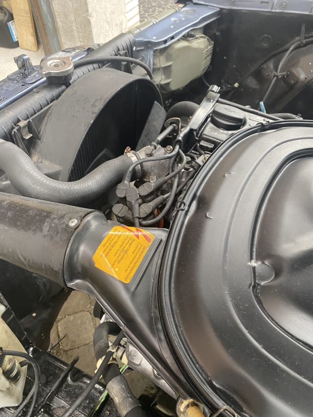 MERCEDES BENZ 230 E W123 1985 occasion