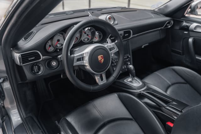 Porsche 911 997.2 Carrera 4s