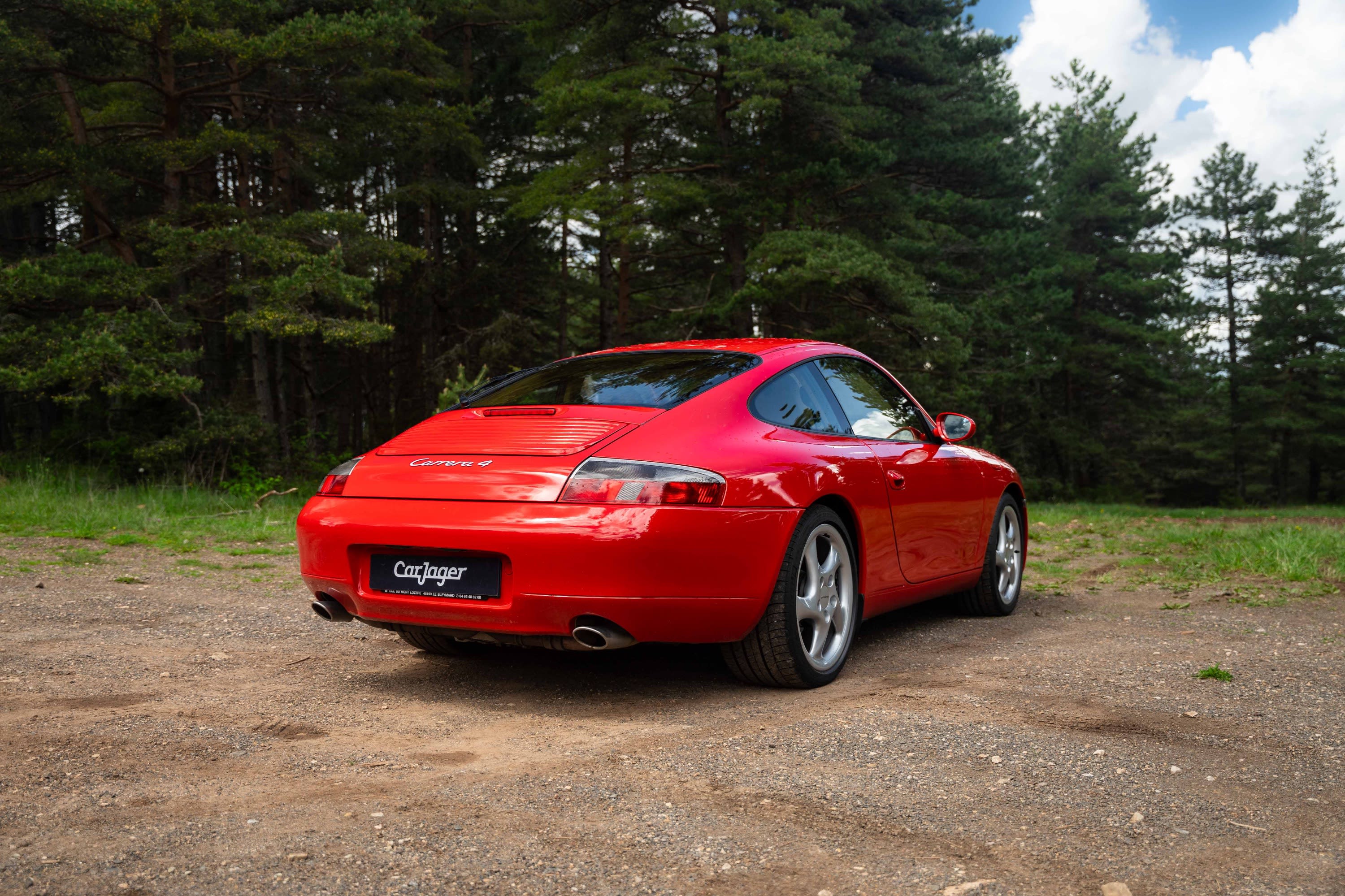 PORSCHE 911 996.1 Carrera 2001 used video (1)