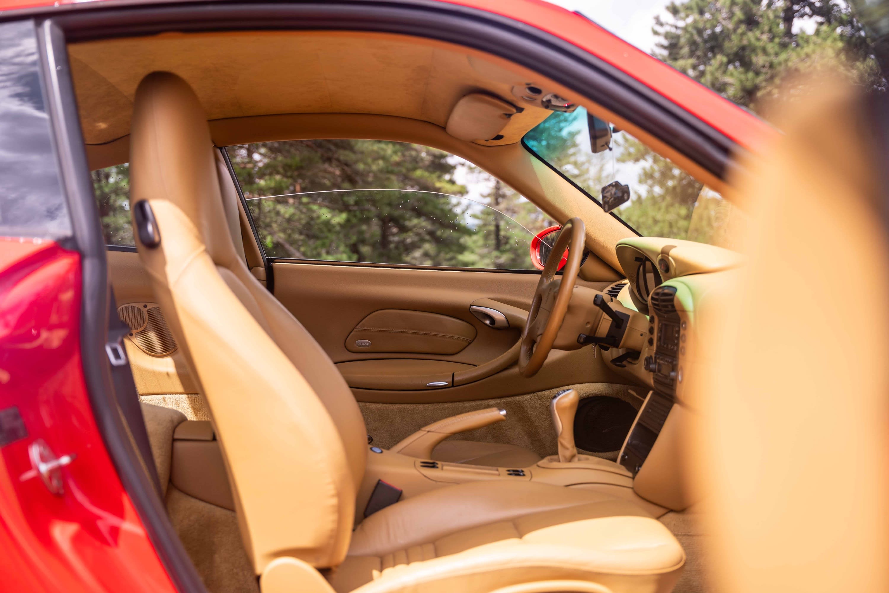 PORSCHE 911 996.1 Carrera 2001 used interior (1)