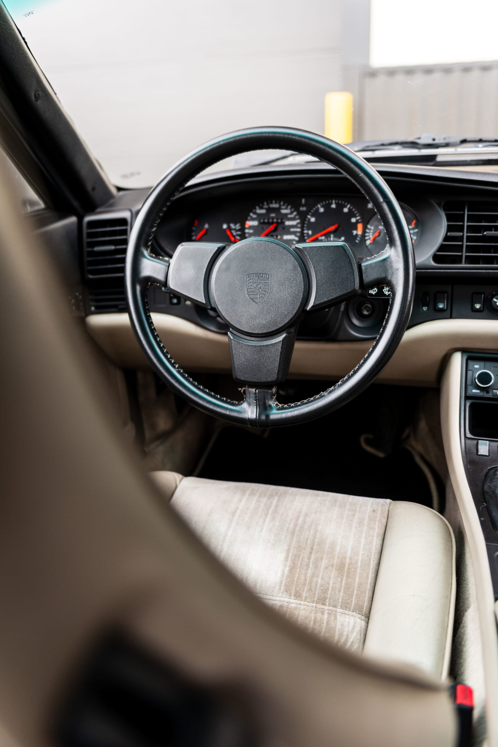 PORSCHE 944 turbo 1987