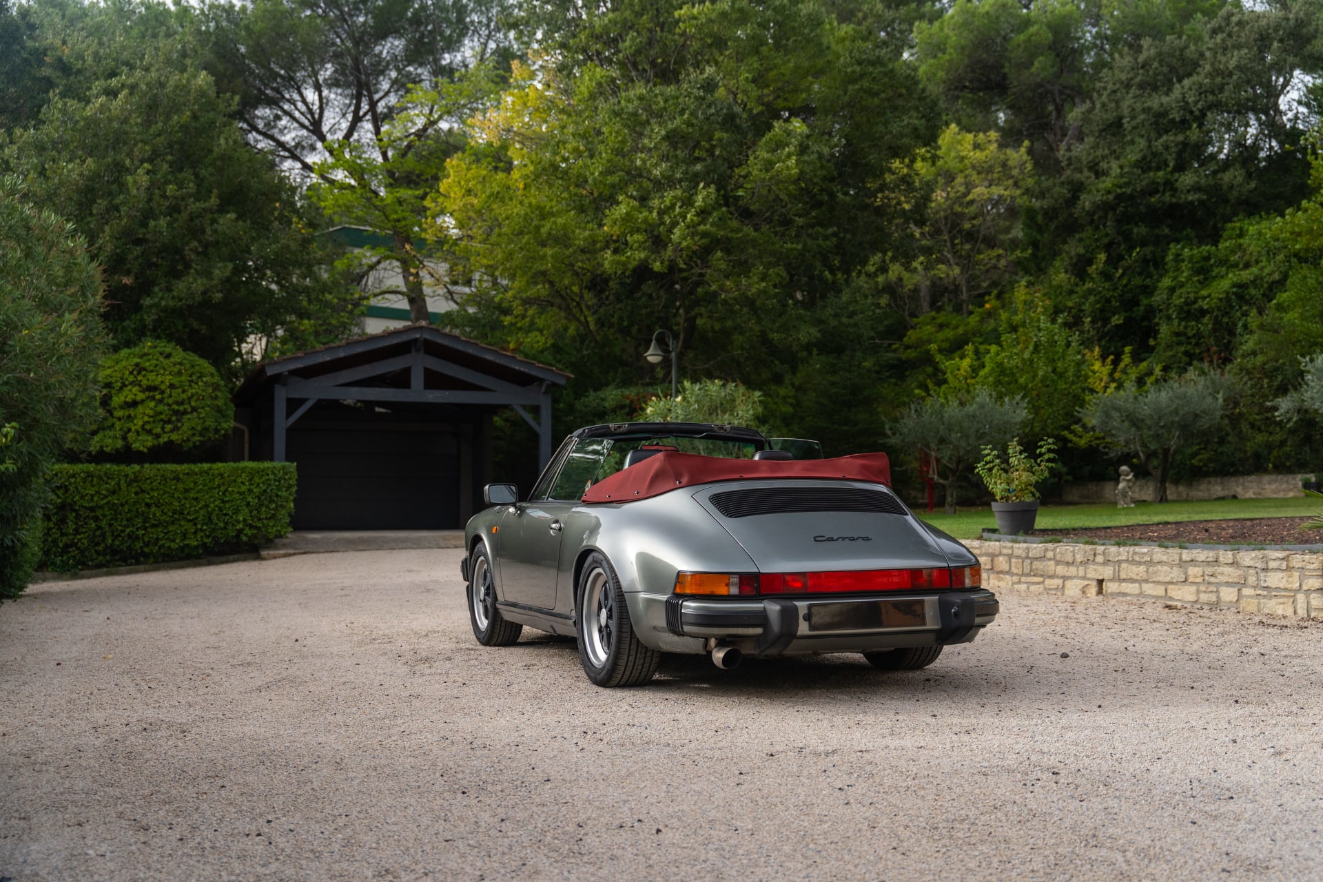 PORSCHE 911 3.2 Cabriolet 1987 occasion extérieur (2)