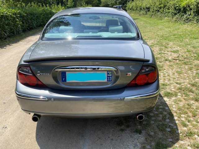 Jaguar S-type R