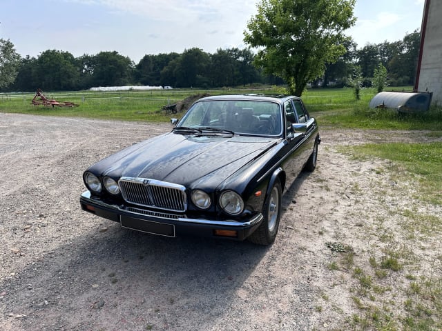 Jaguar Xj12 Serie Iii He Vanden Plas