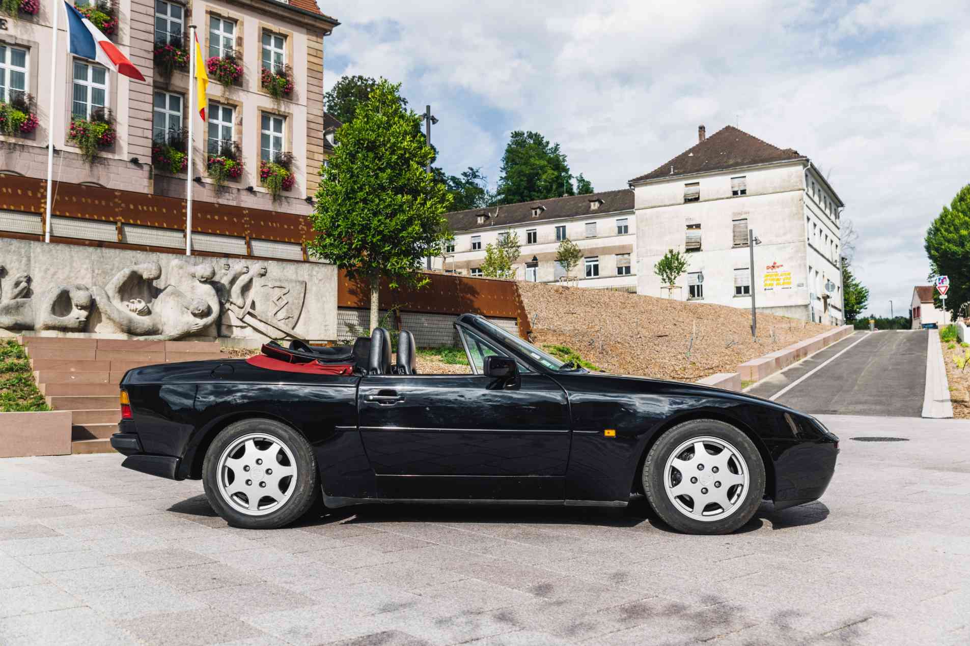 PORSCHE 944 S2 1989