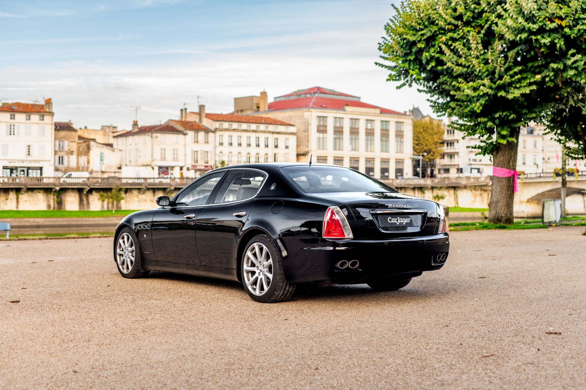 MASERATI Quattroporte v V8 4.2 2005 2005