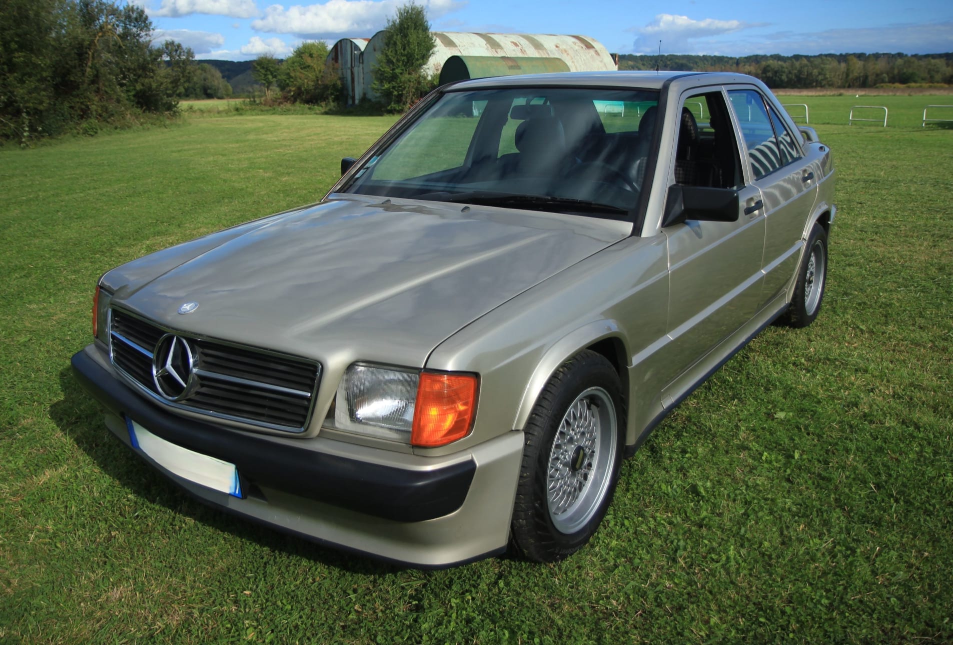 MERCEDES-BENZ 190 e 2.5-16 W201 1989