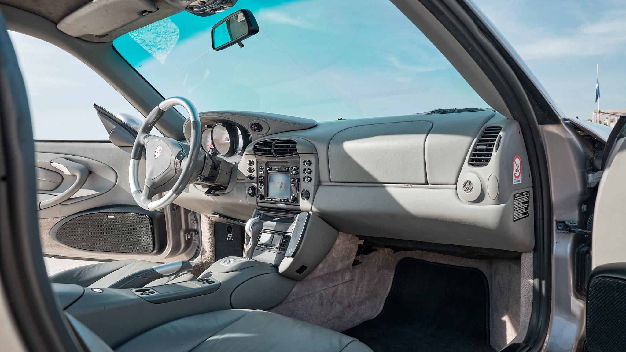 PORSCHE 911 996.1 Turbo 2001 occasion intérieur (1)