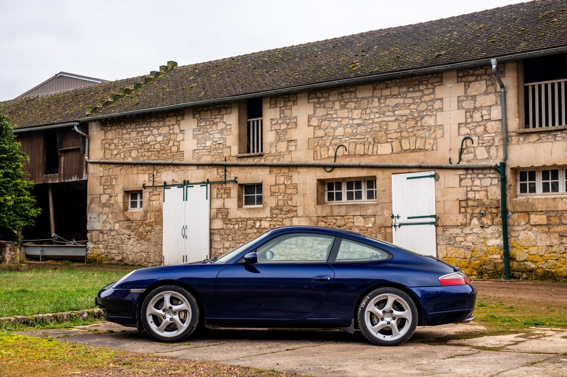 porsche 911 996 Carrera 4