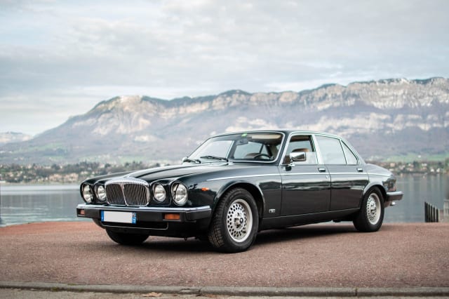 Jaguar Daimler Double Six He